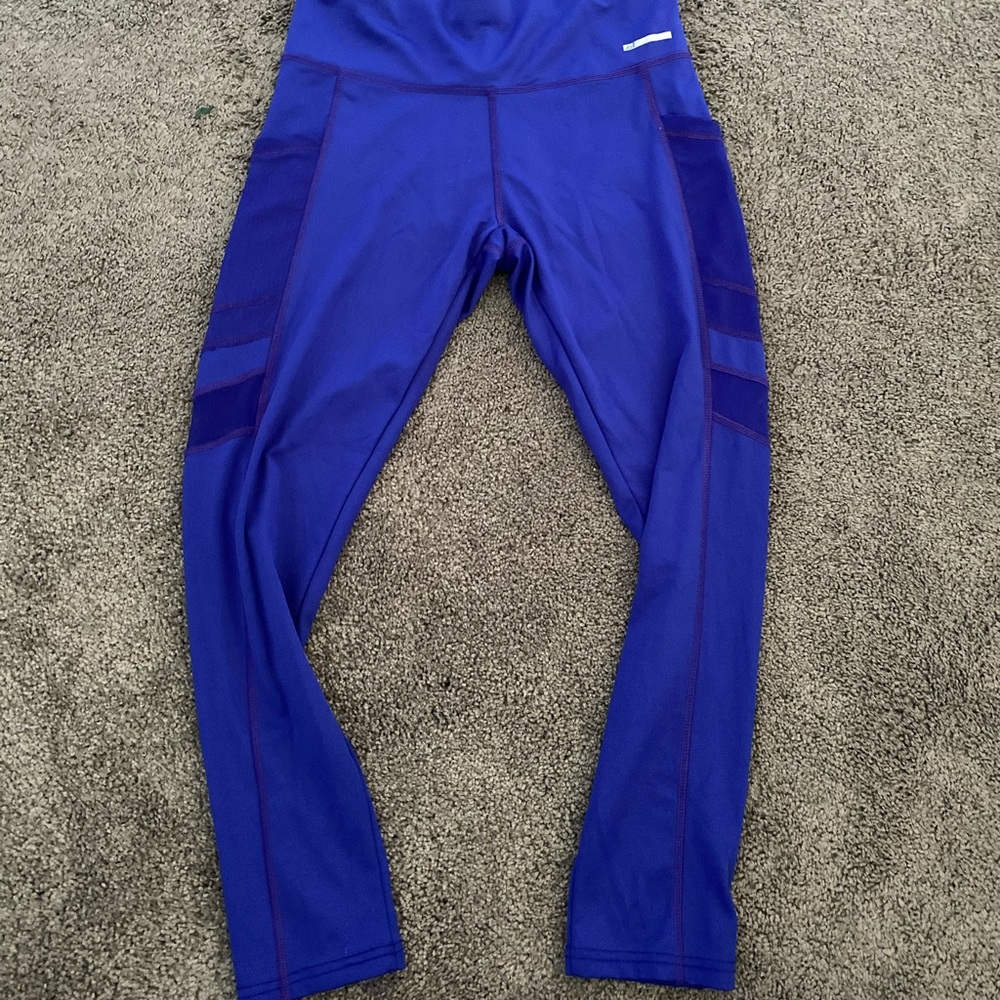 Athletic leggings